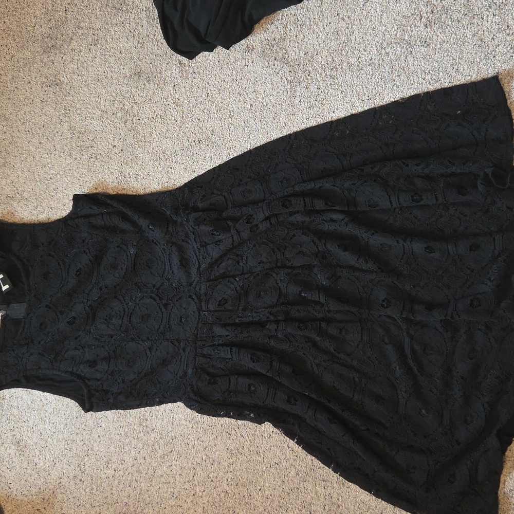 Dress Bundle Size Medium - image 5